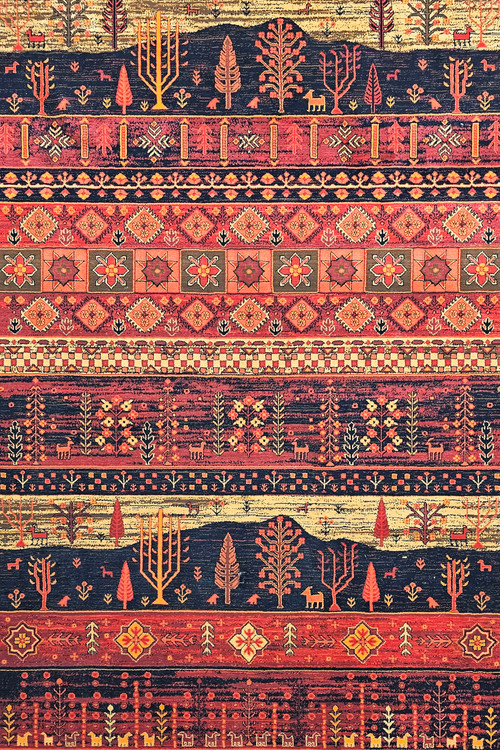 تصویر فرش بلوچ هیوا کاشان کد 2203 در کنار مبلمان مدرن