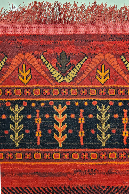 نمای پشت فرش طرح دستبافت بلوچ هیوا کاشان برای نمایش بافت و کیفیت