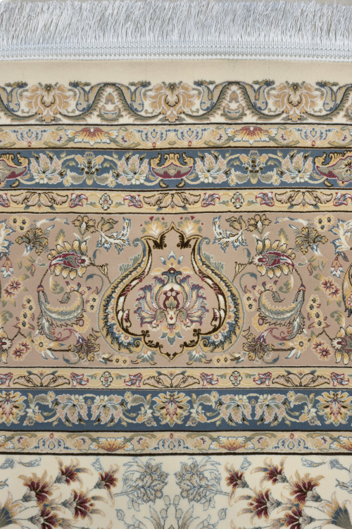 نمای بافت فرش 1600 شانه خاطره کویر کاشان در نور طبیعی، با درخشش و لطافت