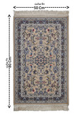 نمای کلی پادری 50×80 فرش 1200 شانه نگین ابریشم مشهد با طرح نگارین بژ و حاشیه بژ.