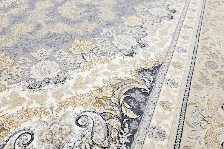 ترکیب رنگ نقرهای لایت و طراحی کلاسیک در فرش ماشینی کاشان