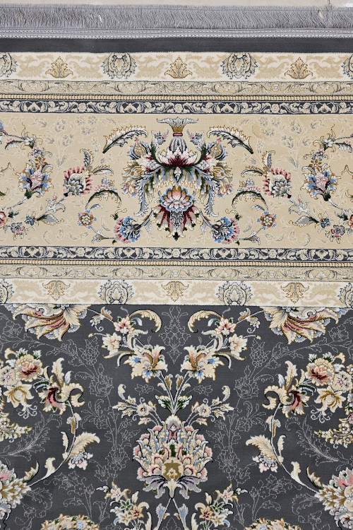 بافت ظریف و رنگبندی خاص فرش عظیم زاده کاشان مدل افشان