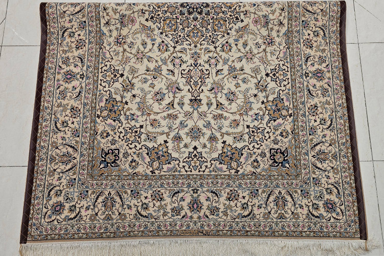 نقشه ترنج فرش دستبافت | درباره فرش دستبافت نایینی