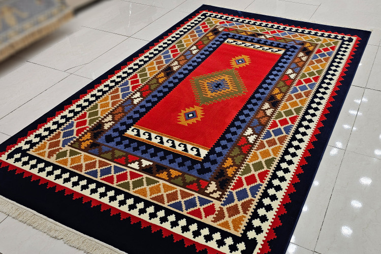 «فرش 350 شانه گلیم-فرش B056 ستاره کویر یزد 8859 برای پذیرایی»