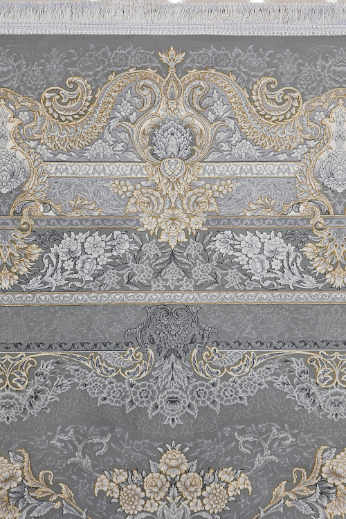 نمایی از جزئیات بافت فرش ماشینی ماه نشان کاشان با نقشه ساتین سیلور طلاکوب