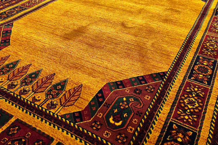 فرش اکریلیک بلوچی 710 مناسب برای فضای سنتی ایرانی