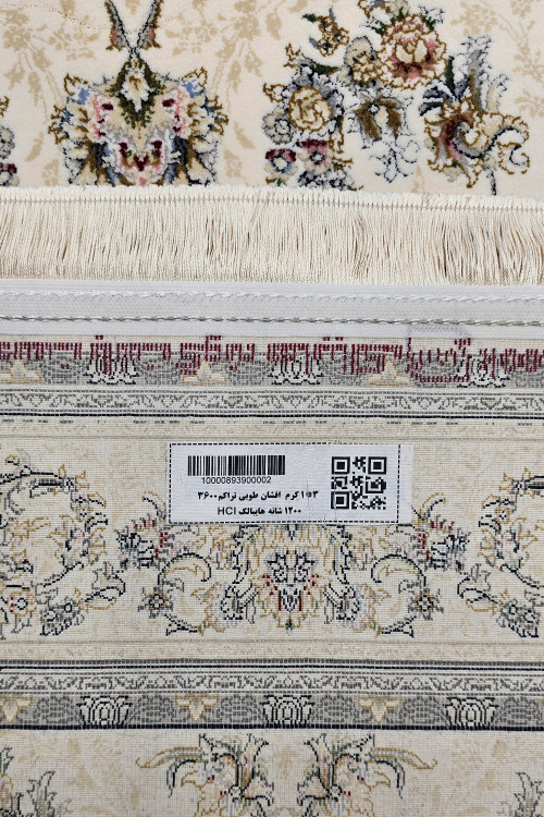 برند عظیم زاده کاشان با بهترنی کیفیت و نقشه های متفاوت