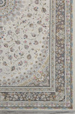 نمای کامل فرش قیطران نقشه ستوش رنگ کرم با طراحی اصیل