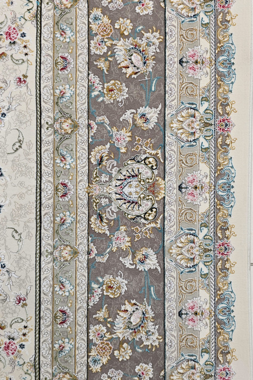 دکوراسیون کلاسیک با فرش 1500 شانه رنگ کرم برند قیطران