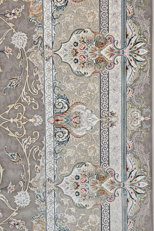 عکس فرش 1500 شانه سوسنی قیطران در نور طبیعی