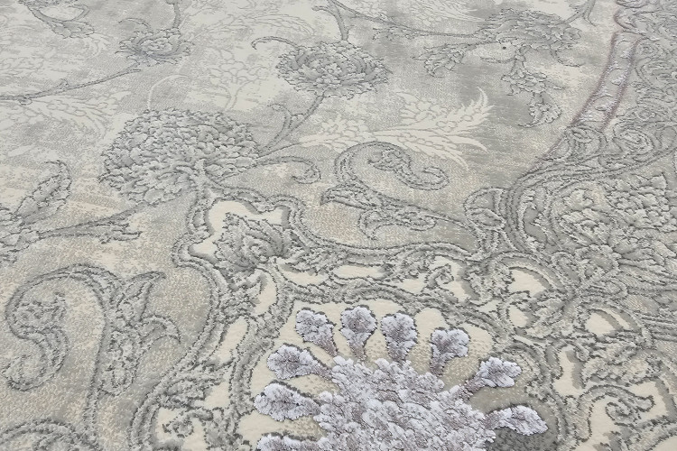 طراحی ظریف و منظم در حاشیه فرش مژده کرم