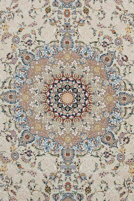نمایی از گوشه فرش 1200 شانه بهشتی تبریز