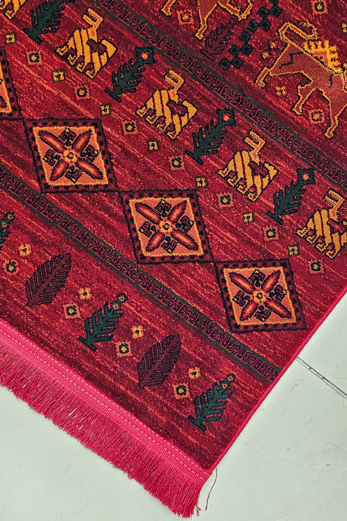 فرش ماشینی tribal ایرانی با طرح بلوچی و زمینه تیره