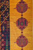 طراحی سنتی و صمیمی فرش بلوچی عسلی