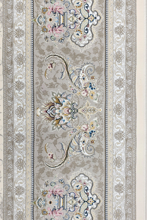 طراحی کلاسیک ترنج مرکزی فرش زارا کرم