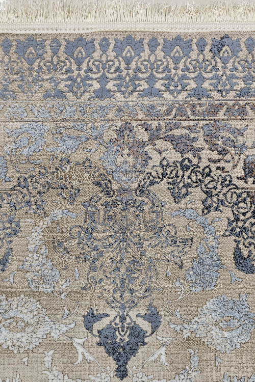 رنگ پتینه فرش در محیط روشن