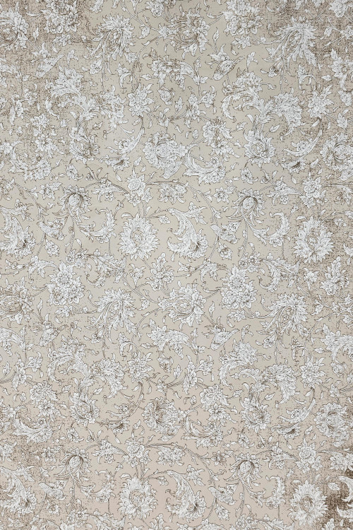 تصویر نزدیک از نقشهای ریز فرش آوات