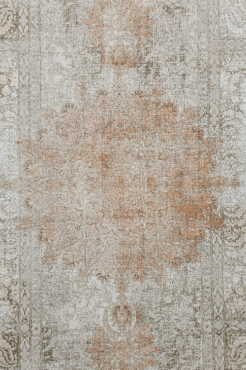 ترکیب مبلمان روشن با فرش پتینه آوات