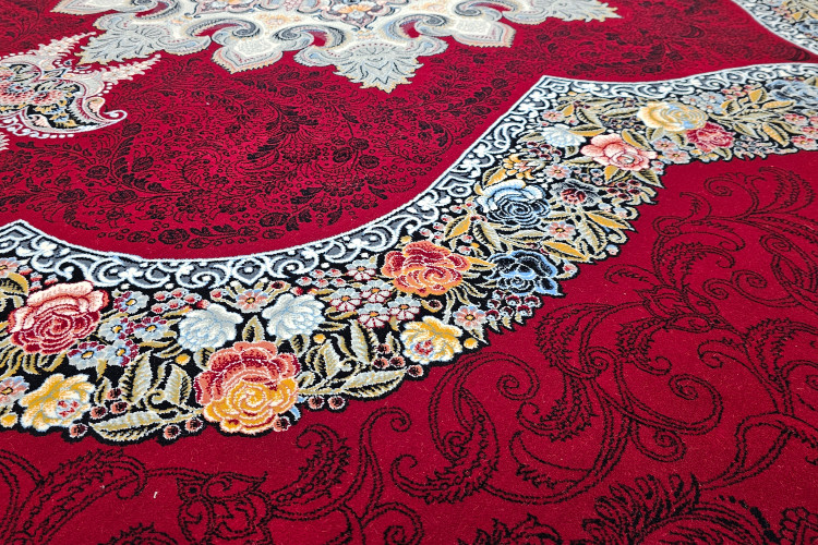 تصویر نزدیک از نخ خاب و طراحی کاریـنا