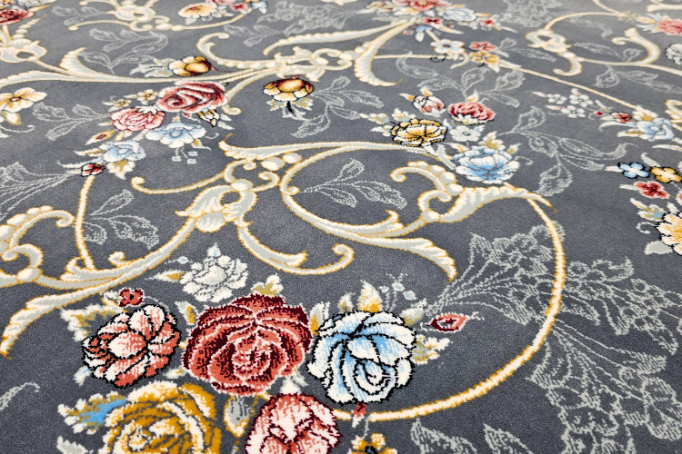 تصویر نزدیک از نخ خاب و بافت فرش شاهان