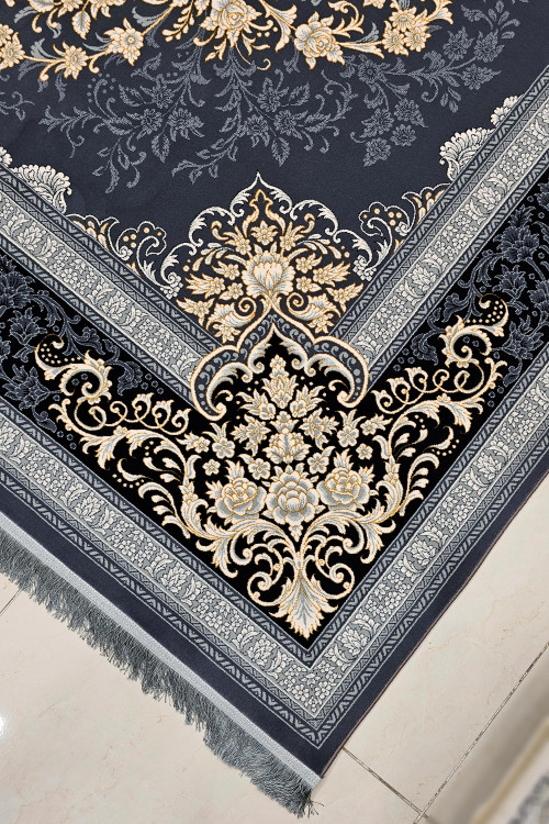 زمینه ملایم و نقش کلاسیک در فرش تندیس ستایش