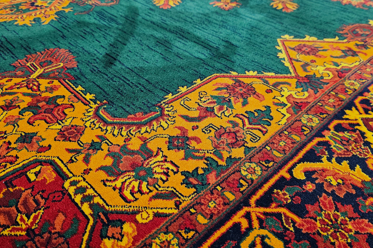 «فرش 700 شانه بلوچی سبز مرینوس – پذیرایی و نشیمن»