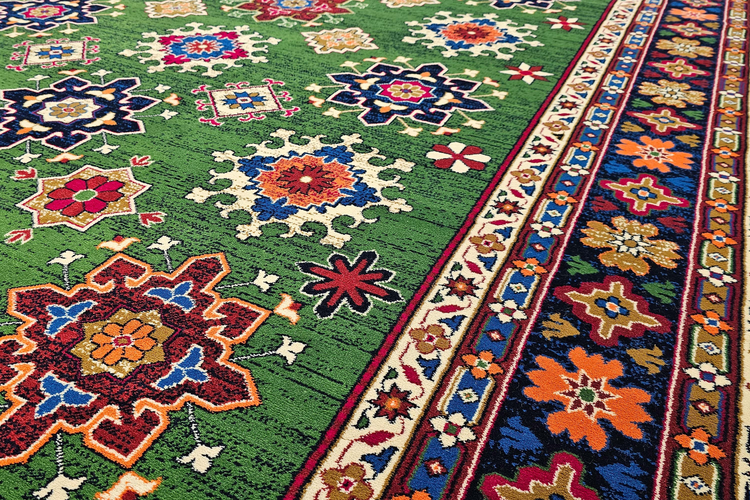 فرش زمرد مشهد سبز کلکسیون ژیوان 15300 مناسب دکوراسیون طبیعی و آرام