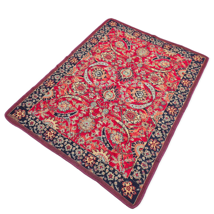 طرح کهنه فرش در روفرشی مخمل لاکی کد ۱۱